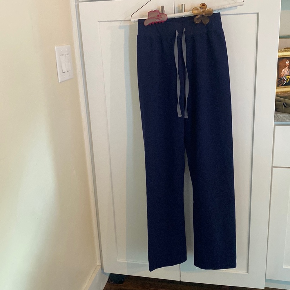 Figs scrub bottoms, Navy Blue